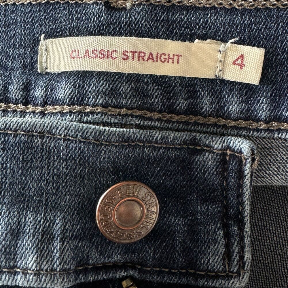 Levi’s Womens SZ 4 Classic Straight Jeans Mid-Rise Stretch Pockets Medium Wash - Picture 8 of 12